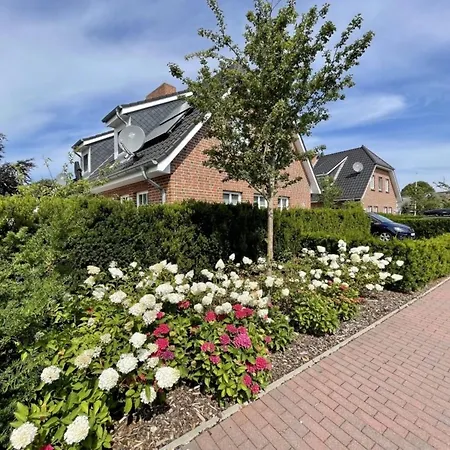 Haus Katharina Rechts Holiday home Wyk auf Foehr